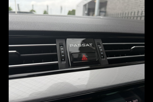 Volkswagen Passat Variant 1.4 TSI PHEV GTE Business | Pano | Elek. Trekhaak | Camera | Carplay | Navi | LED