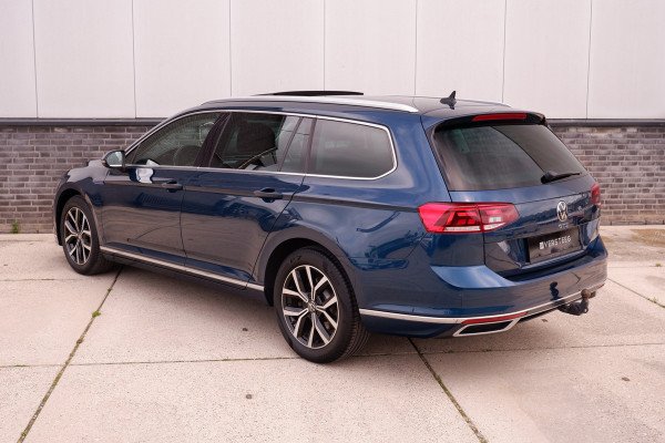 Volkswagen Passat Variant 1.4 TSI PHEV GTE Business | Pano | Elek. Trekhaak | Camera | Carplay | Navi | LED