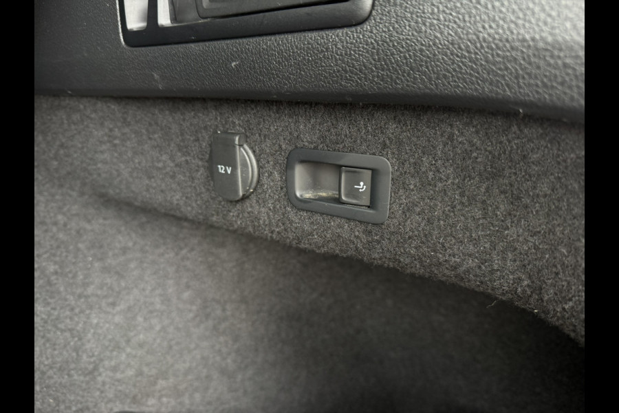 Volkswagen Passat Variant 1.4 TSI PHEV GTE Business | Pano | Elek. Trekhaak | Camera | Carplay | Navi | LED
