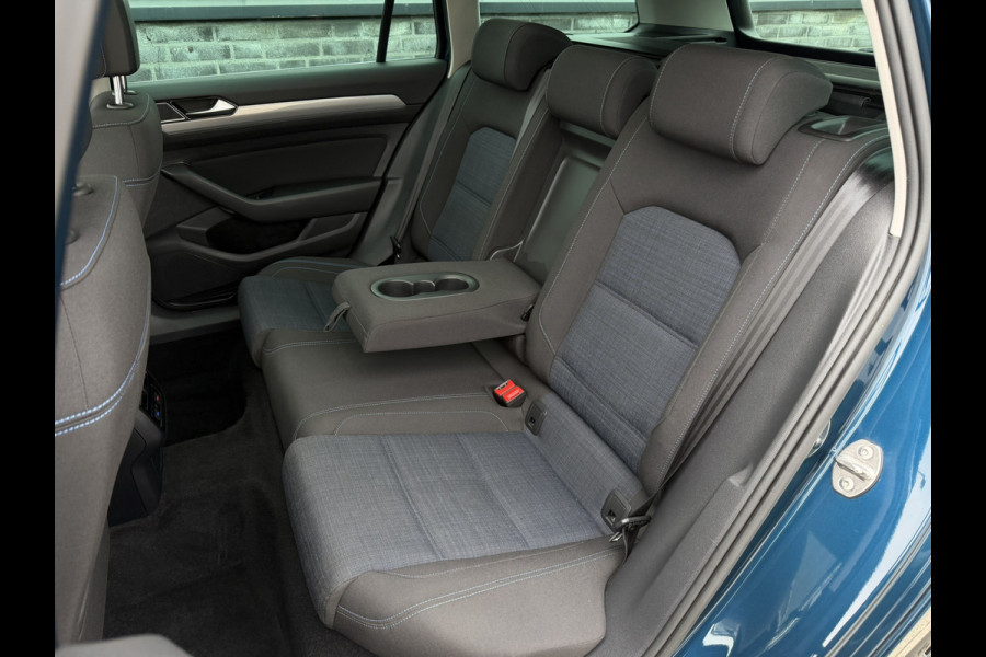 Volkswagen Passat Variant 1.4 TSI PHEV GTE Business | Pano | Elek. Trekhaak | Camera | Carplay | Navi | LED