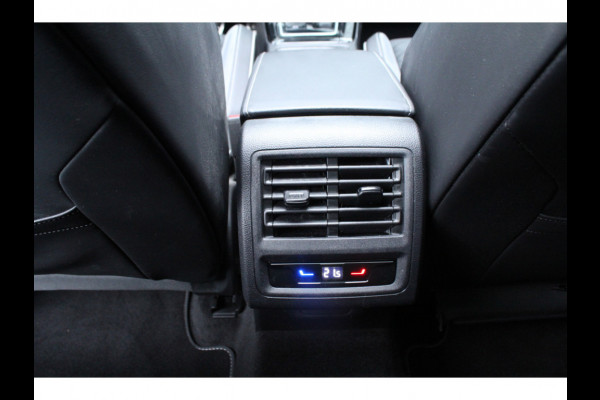 Volkswagen Golf Variant 1.5 eTSI 150pk R-Line DSG7 NL-Auto NAP Panoramadak