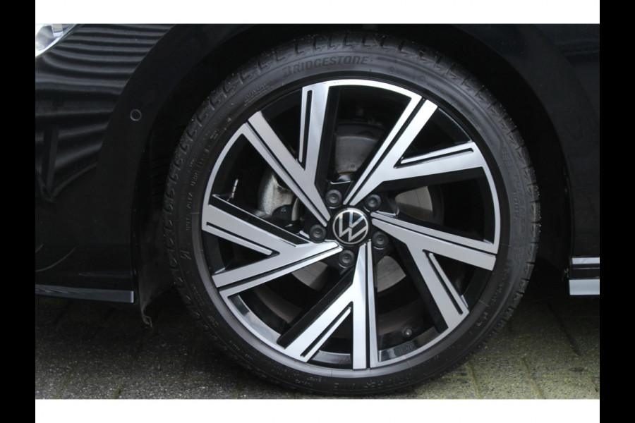 Volkswagen Golf Variant 1.5 eTSI 150pk R-Line DSG7 NL-Auto NAP Panoramadak