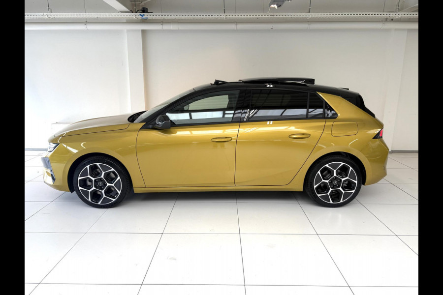 Opel Astra 1.6 Turbo Plug In Hybrid Ultimate Levering per september