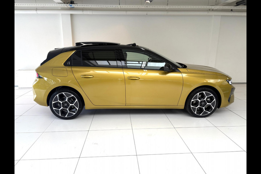 Opel Astra 1.6 Turbo Plug In Hybrid Ultimate Levering per september