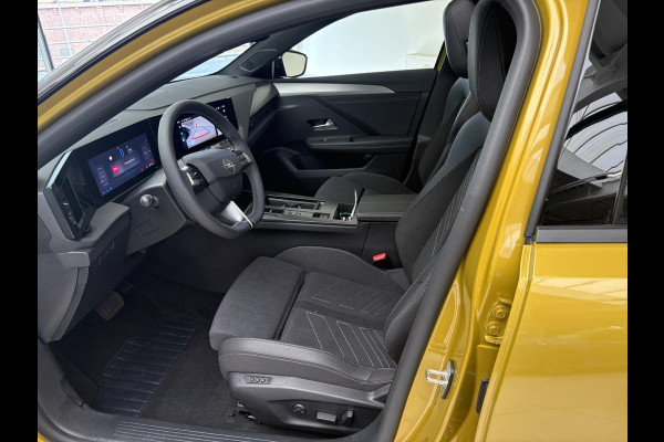Opel Astra 1.6 Turbo Plug In Hybrid Ultimate Levering per september