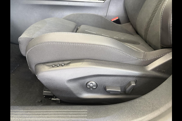 Opel Astra 1.6 Turbo Plug In Hybrid Ultimate Levering per september