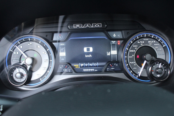 Dodge Ram 1500 5.7 V8 402pk 4x4 Crew Cab Limited LPG Panoramadak