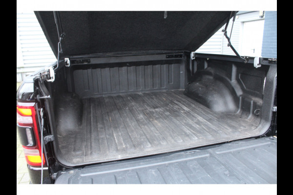 Dodge Ram 1500 5.7 V8 402pk 4x4 Crew Cab Limited LPG Panoramadak
