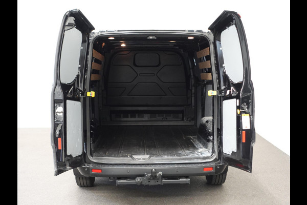 Ford Transit Custom 300 2.0 TDCI L2H1 Trend Automaat Airco Navigatie Cruise Parkeersensoren Camera Trekhaak