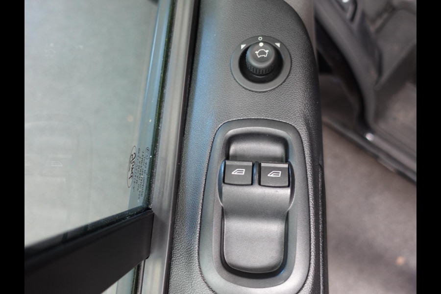 Ford Transit Custom 300 2.0 TDCI L2H1 Trend Automaat Airco Navigatie Cruise Parkeersensoren Camera Trekhaak