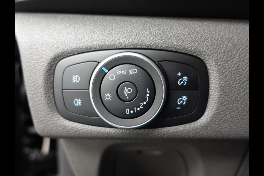 Ford Transit Custom 300 2.0 TDCI L2H1 Trend Automaat Airco Navigatie Cruise Parkeersensoren Camera Trekhaak