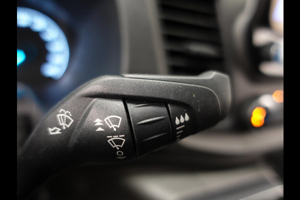 Ford Transit Custom 300 2.0 TDCI L2H1 Trend Automaat Airco Navigatie Cruise Parkeersensoren Camera Trekhaak