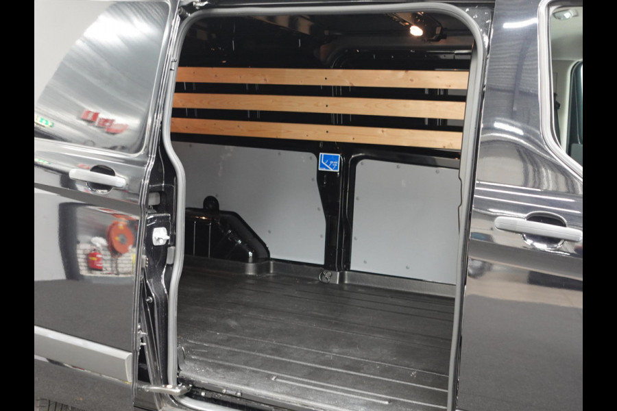 Ford Transit Custom 300 2.0 TDCI L2H1 Trend Automaat Airco Navigatie Cruise Parkeersensoren Camera Trekhaak
