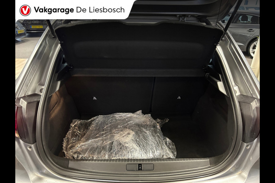 Peugeot 208 1.2 PureTech GT / Navigatie / DAB / Camera / pdc v+a