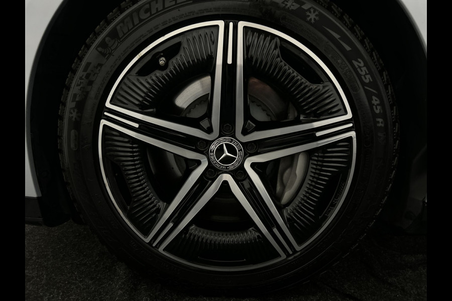 Mercedes-Benz EQE 350 4Matic AMG Line 89 kWh Distronic, Nightpakket, KeylGo Soh (batterijcheck) Waarde 98,4 %