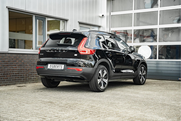 Volvo XC40 Recharge Core 70 kWh | Apple Carplay/Android Auto | Camera | 1500 trekgewicht