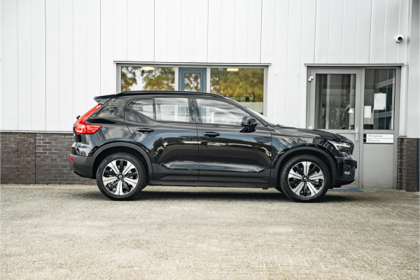 Volvo XC40 Recharge Core 70 kWh | Apple Carplay/Android Auto | Camera | 1500 trekgewicht
