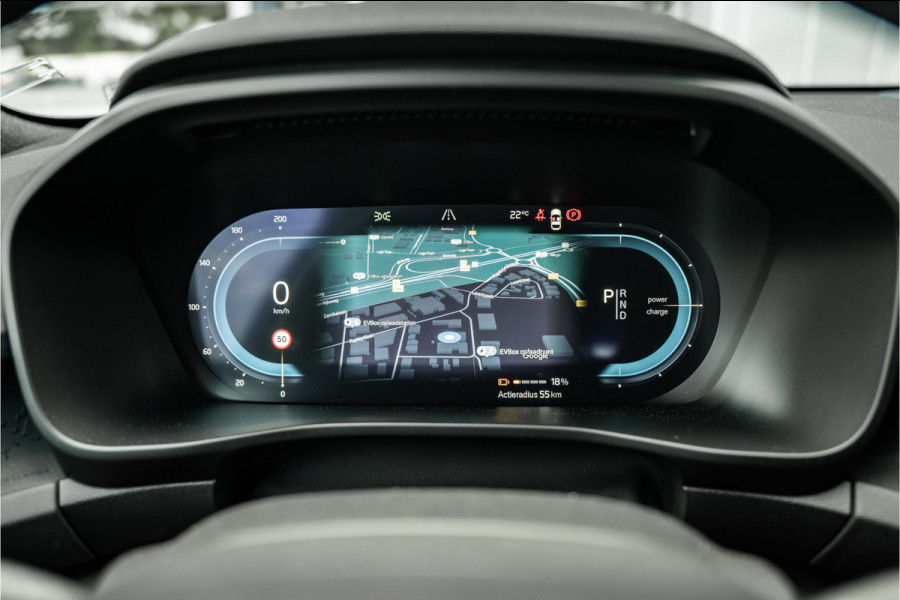 Volvo XC40 Recharge Core 70 kWh | Apple Carplay/Android Auto | Camera | 1500kg trekgewicht