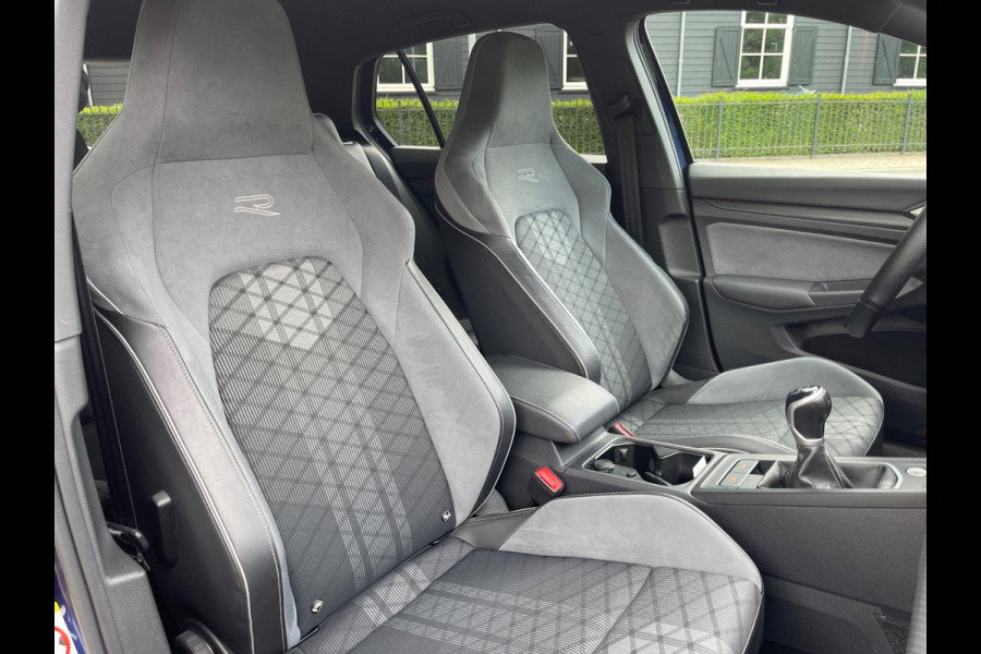 Volkswagen Golf 1.5 TSI R-Line Virtual Ambientlicht Camra IQ Light Matrix LED