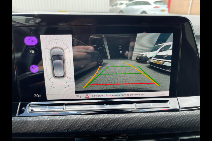 Volkswagen Golf 1.5 TSI R-Line Virtual Ambientlicht Camra IQ Light Matrix LED