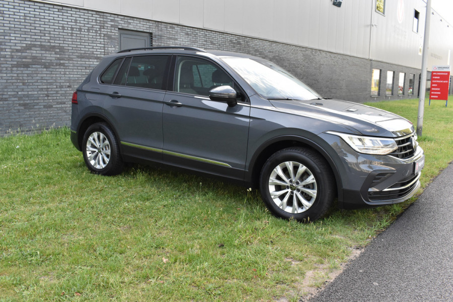 Volkswagen Tiguan 1.5 TSI Life el-achterklep 1800kg trekgewicht Navigatie