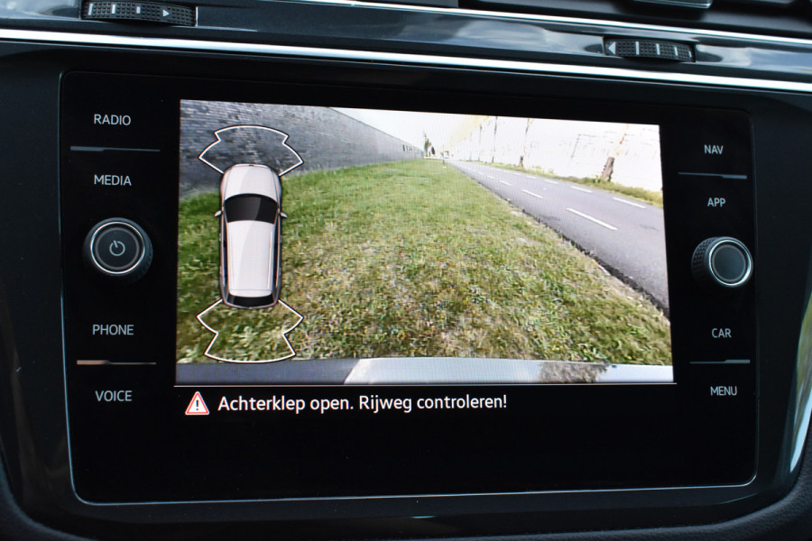 Volkswagen Tiguan 1.5 TSI Life el-achterklep 1800kg trekgewicht Navigatie