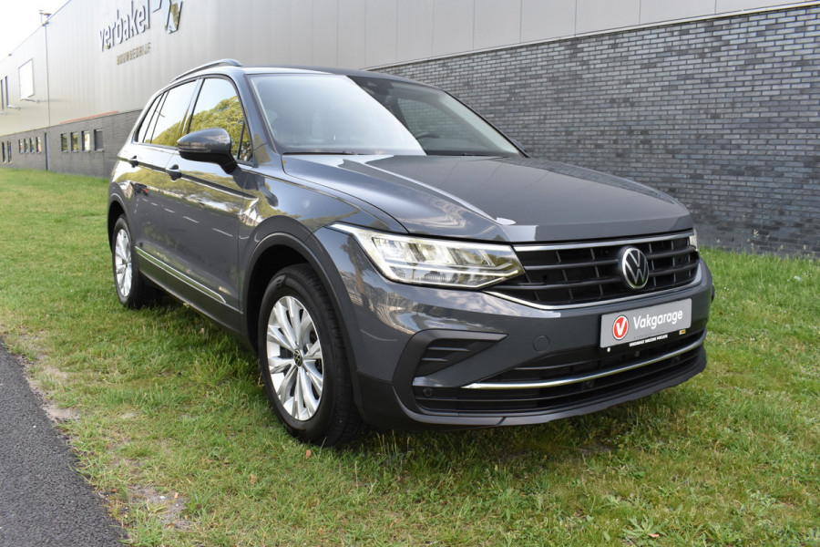 Volkswagen Tiguan 1.5 TSI Life el-achterklep 1800kg trekgewicht Navigatie