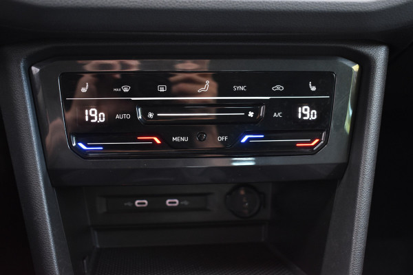 Volkswagen Tiguan 1.5 TSI Life el-achterklep 1800kg trekgewicht Navigatie