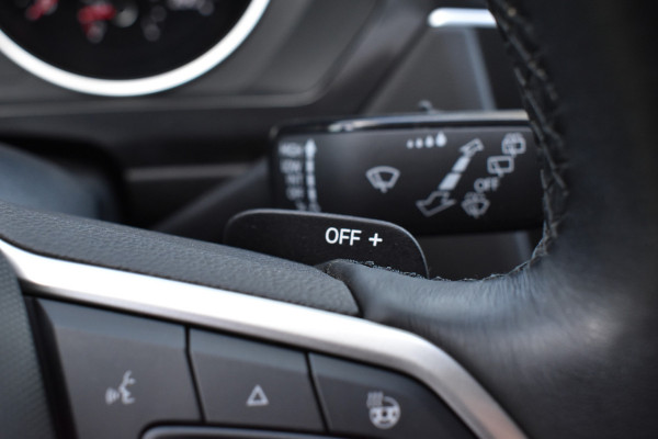 Volkswagen Tiguan 1.5 TSI Life el-achterklep 1800kg trekgewicht Navigatie