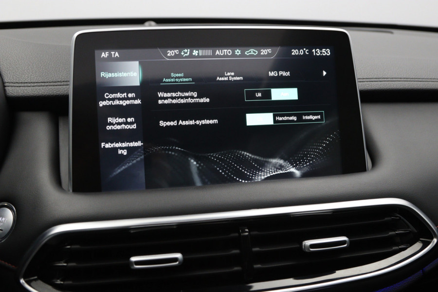 MG EHS 1.5 TGDI 259 PK Luxury PHEV, Trekhaak, Panoramadak, Adap. Cruise Control, Leder, Stoelverwarming