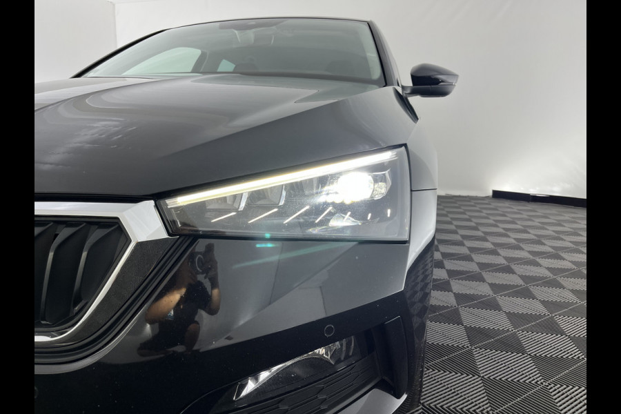 Škoda SCALA 1.0 TSI Business Edition (INCL.BTW) Aut. *FULL-LED | DIGI-COCKPIT | HEATED-COMFORTSEATS | CARPLAY | LANE-ASSIST | NAVI-FULLMAP | ECC | PDC | CRUISE | 18''ALU*