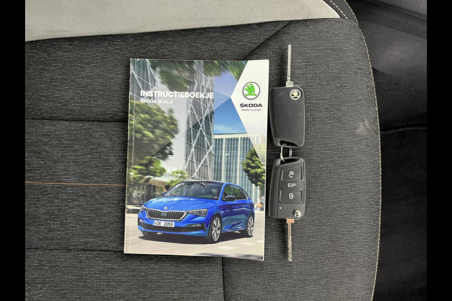 Škoda SCALA 1.0 TSI Business Edition (INCL.BTW) Aut. *FULL-LED | DIGI-COCKPIT | HEATED-COMFORTSEATS | CARPLAY | LANE-ASSIST | NAVI-FULLMAP | ECC | PDC | CRUISE | 18''ALU*