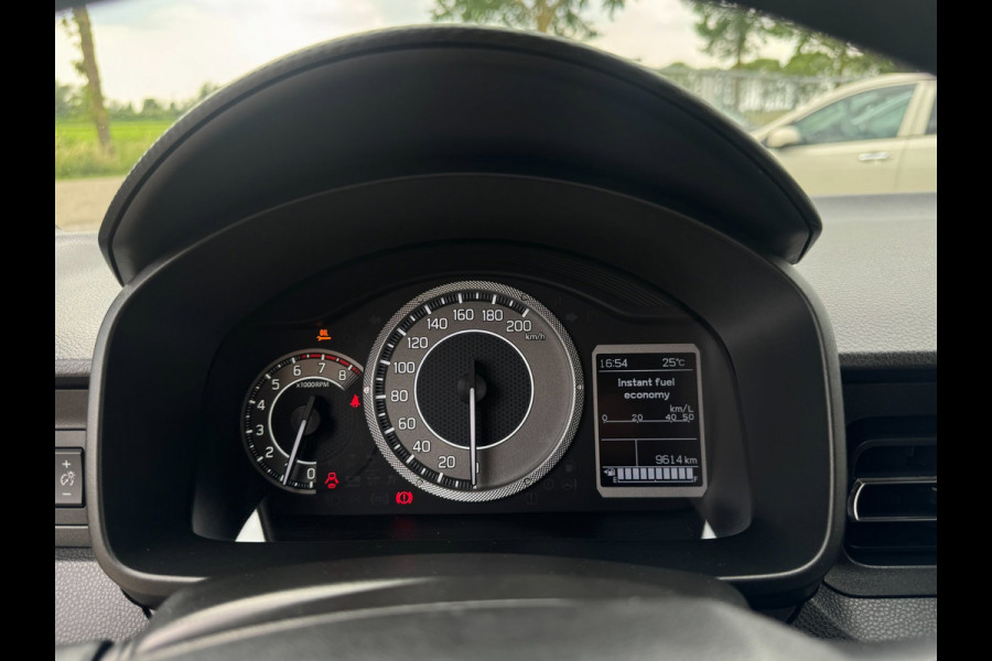Suzuki Ignis 1.2 Smart Hybrid Select 2025 / CAMERA / HOGE INSTAP / CARPLAY / STOELVERWARMING / 16INCH LMV