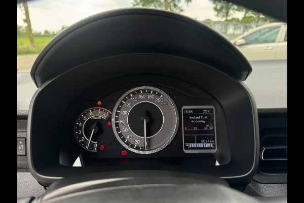 Suzuki Ignis 1.2 Smart Hybrid Select 2025 / CAMERA / HOGE INSTAP / CARPLAY / STOELVERWARMING / 16INCH LMV