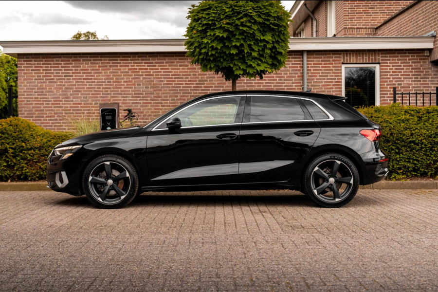 Audi A3 Sportback 30 TFSI Business Edition 110 PK Aut. LED Cruise Lane-Assist App-Connect 18''