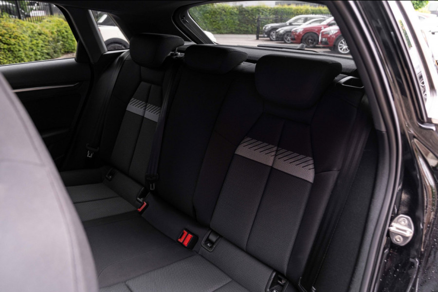 Audi A3 Sportback 30 TFSI Business Edition 110 PK Aut. LED Cruise Lane-Assist App-Connect 18''