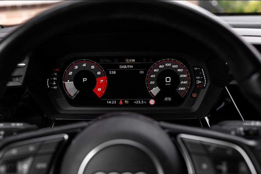 Audi A3 Sportback 30 TFSI Business Edition 110 PK Aut. LED Cruise Lane-Assist App-Connect 18''