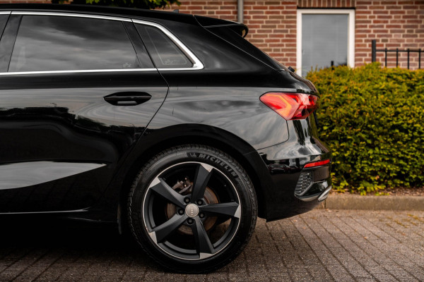 Audi A3 Sportback 30 TFSI Business Edition 110 PK Aut. LED Cruise Lane-Assist App-Connect 18''