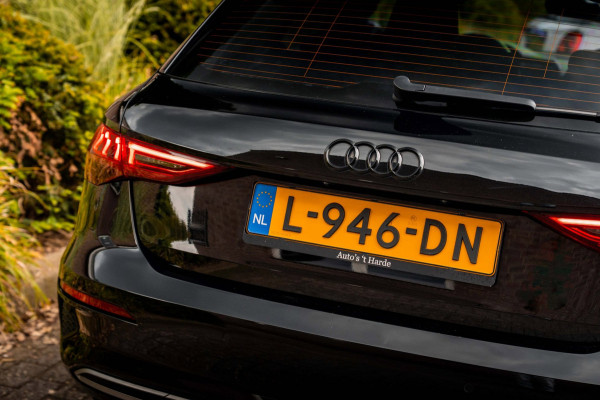 Audi A3 Sportback 30 TFSI Business Edition 110 PK Aut. LED Cruise Lane-Assist App-Connect 18''