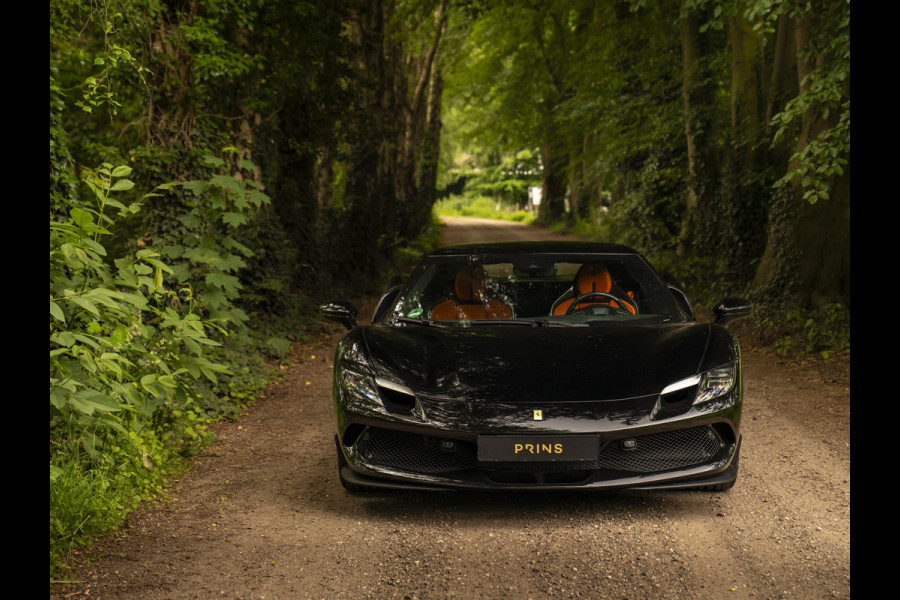 Ferrari 296 GTB 3.0 V6 | Carbon Seats | Lift | Pass. display