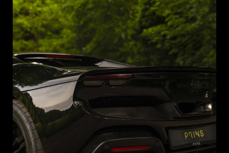 Ferrari 296 GTB 3.0 V6 | Carbon Seats | Lift | Pass. display