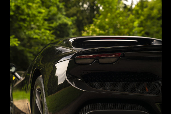 Ferrari 296 GTB 3.0 V6 | Carbon Seats | Lift | Pass. display