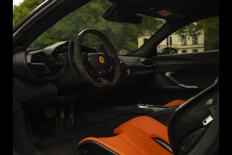 Ferrari 296 GTB 3.0 V6 | Carbon Seats | Lift | Pass. display