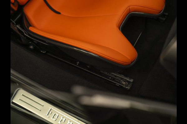 Ferrari 296 GTB 3.0 V6 | Carbon Seats | Lift | Pass. display