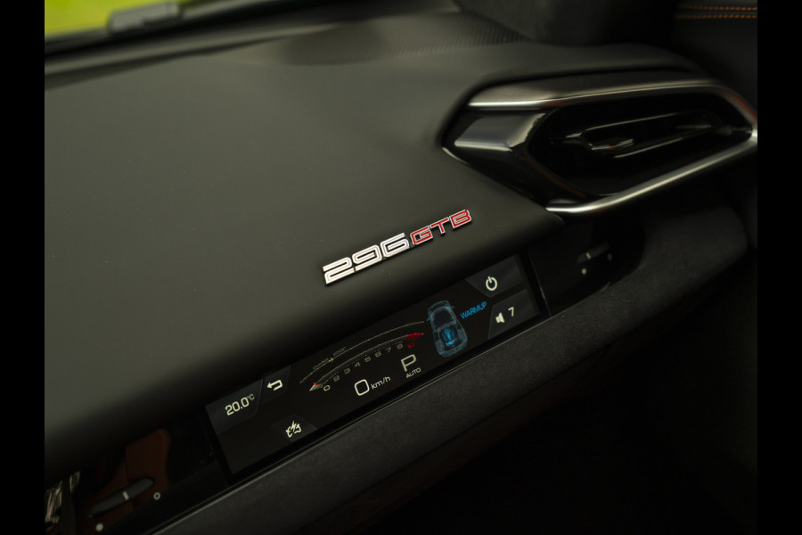 Ferrari 296 GTB 3.0 V6 | Carbon Seats | Lift | Pass. display