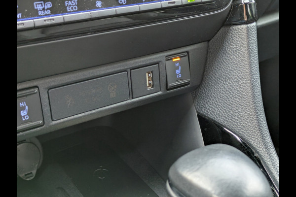Toyota Yaris 1.5 Hybrid Executive|Head-Up|JBL|Sportstoelen|Blindspot|LED|Keyless-Entry/Go|Stoelverw.|Adaptive-Cruise|Mat-Grijs