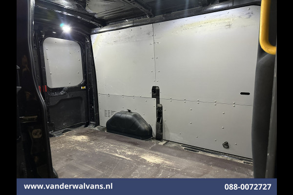 Ford Transit 2.0 TDCI L2H2 Euro6 Airco | Camera | Navigatie | Imperiaal | Trekhaak | Trap Cruisecontrol, Parkeersensoren, Bijrijdersbank