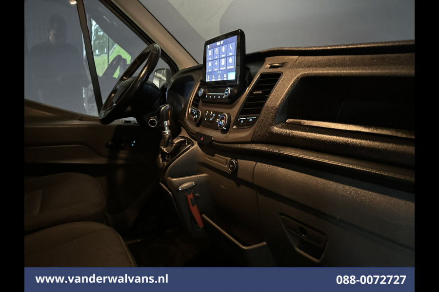 Ford Transit 2.0 TDCI L2H2 Euro6 Airco | Camera | Navigatie | Imperiaal | Trekhaak | Trap Cruisecontrol, Parkeersensoren, Bijrijdersbank