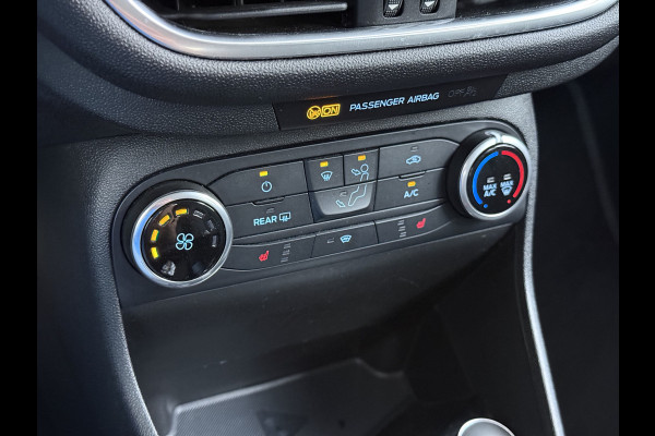 Ford Fiesta 1.0T 126PK Titanium Apple Carplay Android Navi LM Airco Stoelverwarming Apps Voorruitverwarming Wifi Mistlampen Chroompack TCS Led Lmv Lane Assist Isofix TCS EAB Hill-Start-Assist Ford-Pass-Connect LED