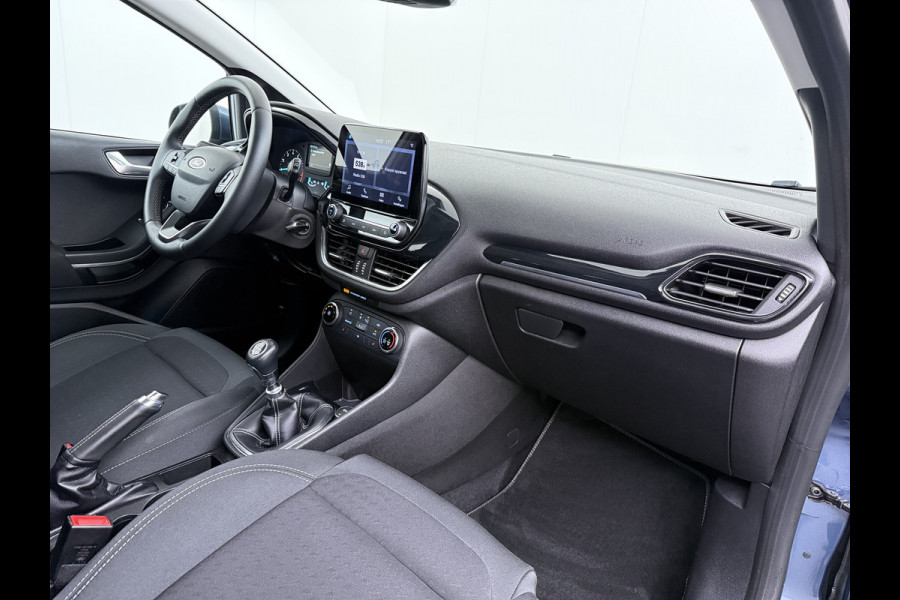 Ford Fiesta 1.0T 126PK Titanium Apple Carplay Android Navi LM Airco Stoelverwarming Apps Voorruitverwarming Wifi Mistlampen Chroompack TCS Led Lmv Lane Assist Isofix TCS EAB Hill-Start-Assist Ford-Pass-Connect LED